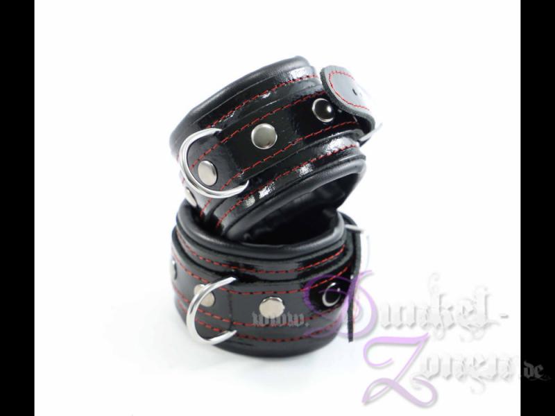 HANDFESSELN *PAINTED BLACK / DARK RED* 5CM LEDER - schwarz oder dunkelrot - Nahtfarbe Hand-Fesseln