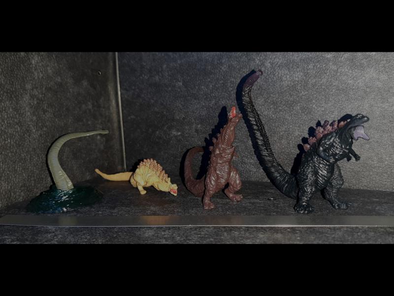 GODZILLA - SHIN GODZILLA - 4 FIGUREN SET - Entwicklung Evolution Kaiju Riesenmonster