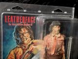 LEATHERFACE Texas Chainsaw Massacre 3 NECA Clothed Retro - Grusel Horror Actionfigur NEU OVP RAR